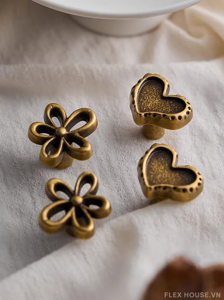 Núm tay nắm tủ hoa đồng cổ điển xinh xắn LT5668 4 Núm tay nắm tủ hoa đồng cổ điển xinh xắn LT5668 10