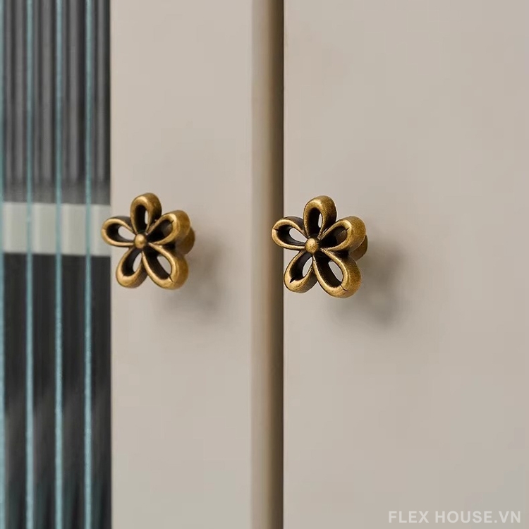 Núm tay nắm tủ hoa đồng cổ điển xinh xắn LT5668 12 Núm tay nắm tủ hoa đồng cổ điển xinh xắn LT5668 18