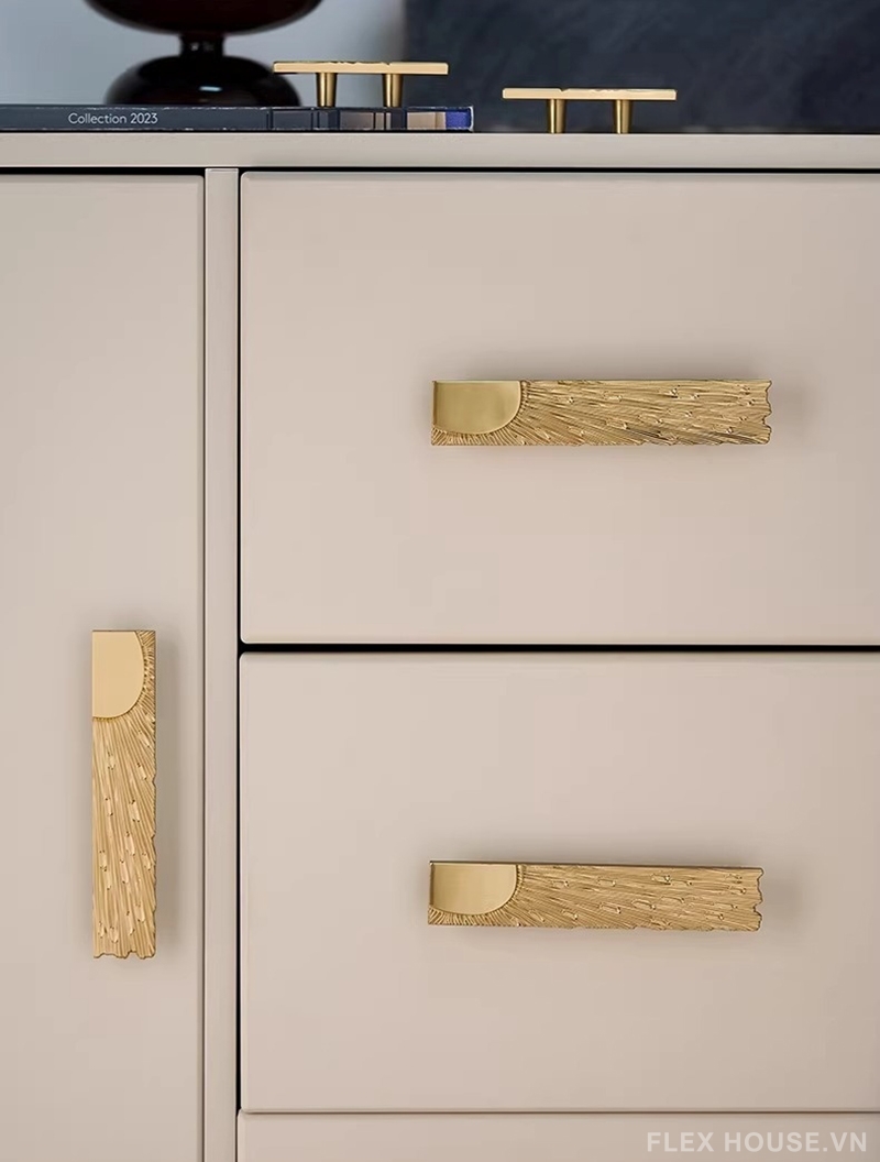 Tay nắm tủ đồng decor tia sáng hoàng kim LT2729 12 Tay nắm tủ đồng decor tia sáng hoàng kim LT2729 17