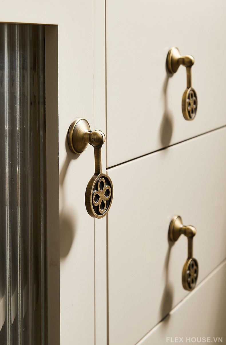 Tay nắm tủ đồng họa tiết cỏ bốn lá vintage PALO2079 10 Tay nắm tủ đồng họa tiết cỏ bốn lá vintage PALO2079 16