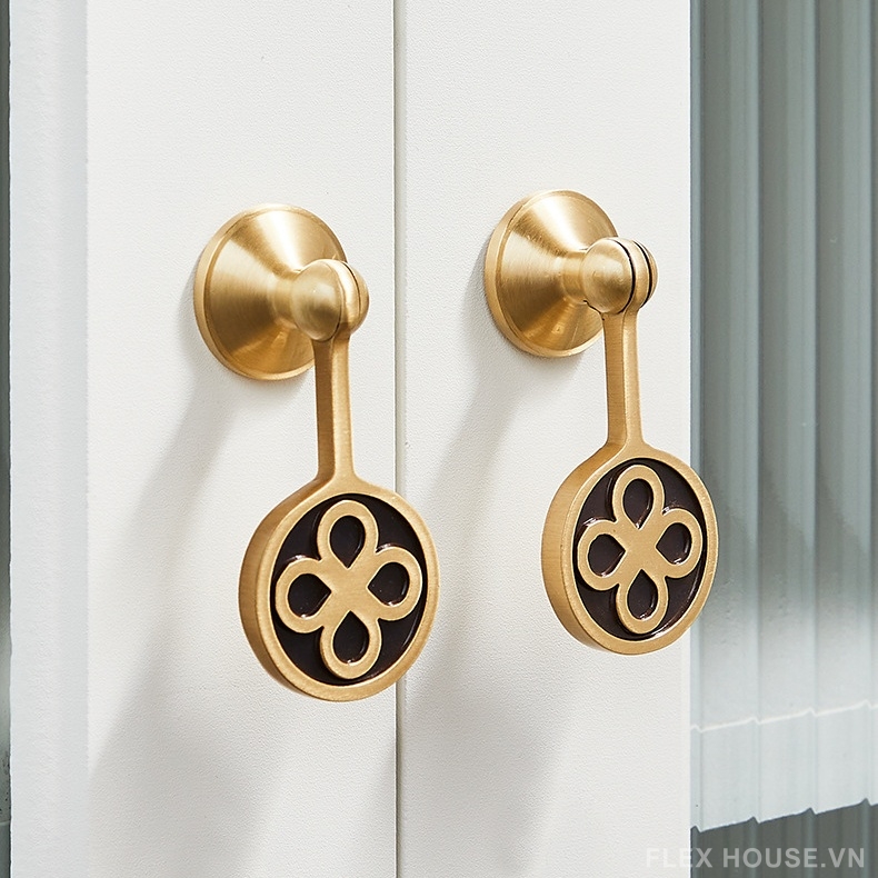 Tay nắm tủ đồng họa tiết cỏ bốn lá vintage PALO2079 8 Tay nắm tủ đồng họa tiết cỏ bốn lá vintage PALO2079 14