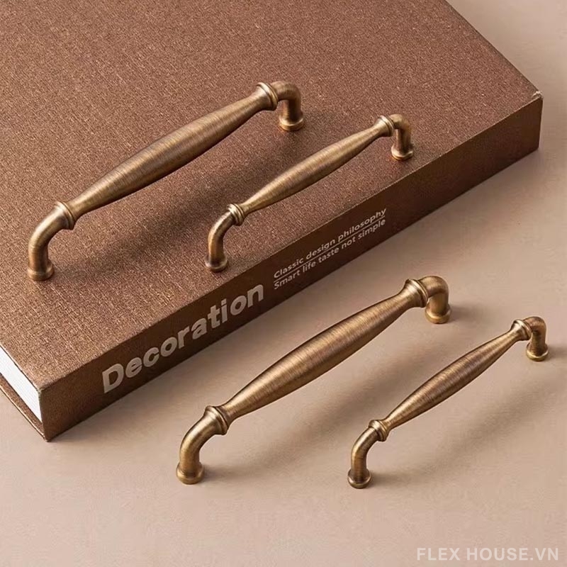 Tay nắm tủ đồng thau Vintage cao cấp DOR991 (1) Tay nắm tủ đồng thau Vintage cao cấp DOR991 1