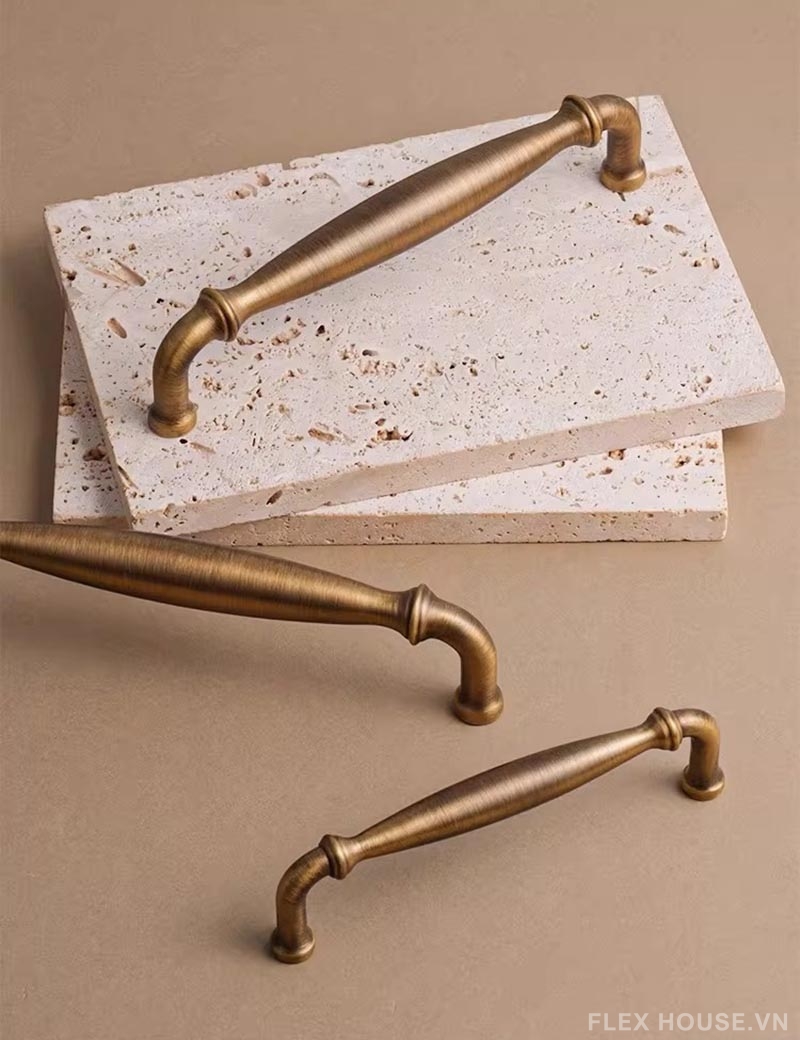 Tay nắm tủ đồng thau Vintage cao cấp DOR991 5 Tay nắm tủ đồng thau Vintage cao cấp DOR991 10