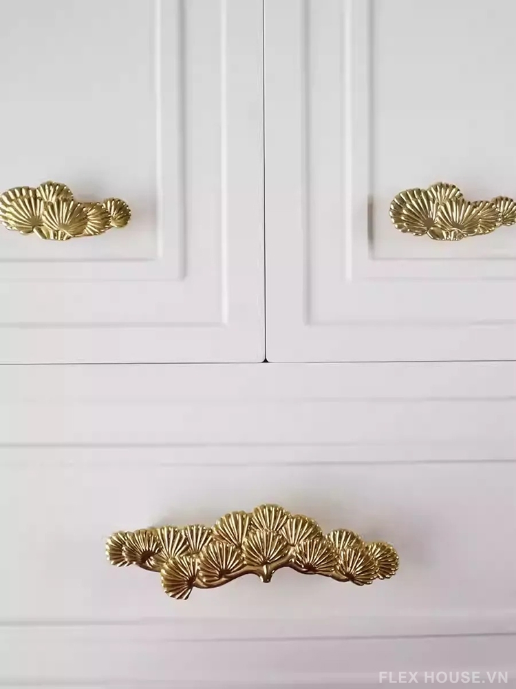 Tay nắm tủ đồng thau lá thông nghệ thuật ZPK586 6 Tay nắm tủ đồng thau lá thông nghệ thuật ZPK586 11