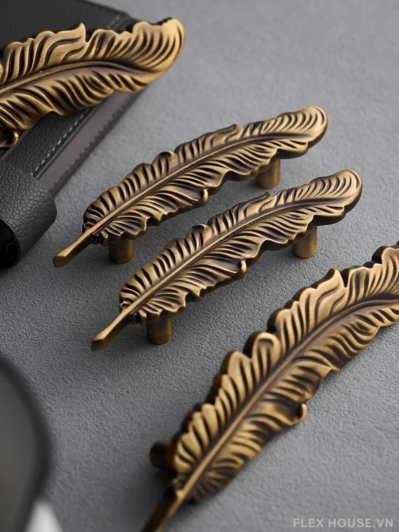 Tay nắm tủ lông vũ Vintage bằng đồng LT8805 12 Tay nắm tủ lông vũ Vintage bằng đồng LT8805 17