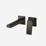 Vòi chậu gật gù gắn tường nóng lạnh TOTO TLG10307BB