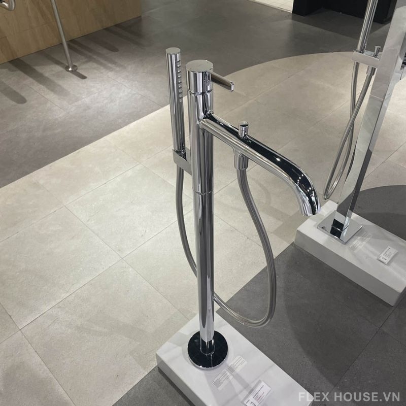 Vòi xả bồn tắm đứng nóng lạnh mạ Chrome TOTO TBG11306AA 2 Vòi xả bồn tắm đứng nóng lạnh mạ Chrome TOTO TBG11306AA 4