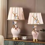 Đèn gốm vẽ men màu và chân đế đồng cổ điển SRL6359