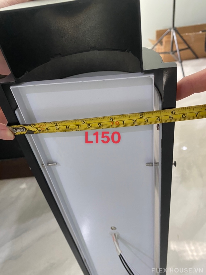 Đèn vách tường trụ cổng biệt thự cổ điển IP65 VNT6803 3 Đèn vách tường trụ cổng biệt thự cổ điển IP65 VNT6803