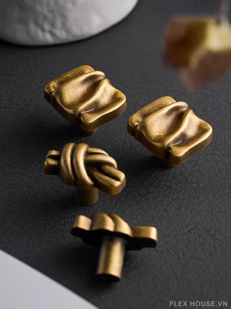 Núm tay nắm tủ đồng Vintage nghệ thuật LT2281 5 Núm tay nắm tủ đồng Vintage nghệ thuật LT2281 10