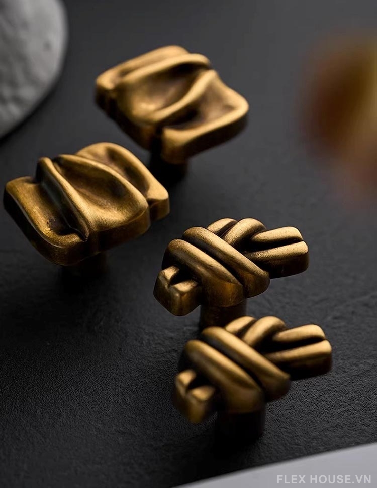 Núm tay nắm tủ đồng Vintage nghệ thuật LT2281 4 Núm tay nắm tủ đồng Vintage nghệ thuật LT2281 9