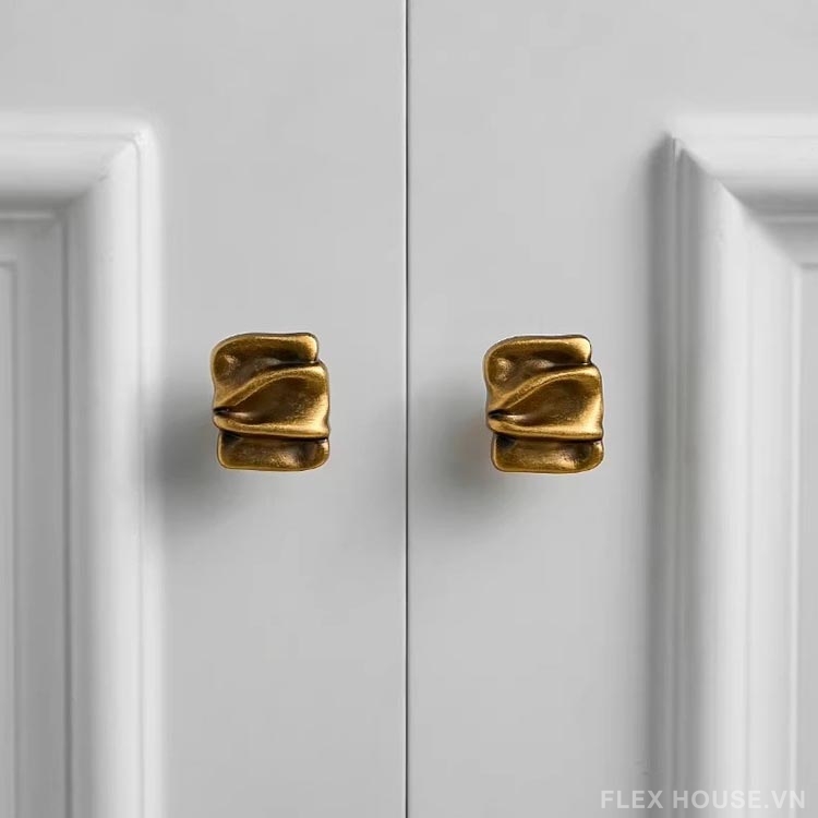 Núm tay nắm tủ đồng Vintage nghệ thuật LT2281 7 Núm tay nắm tủ đồng Vintage nghệ thuật LT2281 12