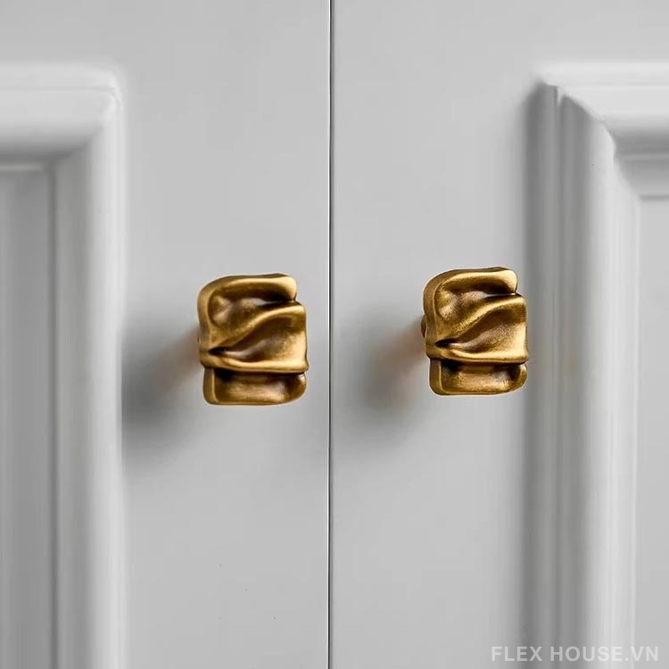 Núm tay nắm tủ đồng Vintage nghệ thuật LT2281 8 Núm tay nắm tủ đồng Vintage nghệ thuật LT2281 13