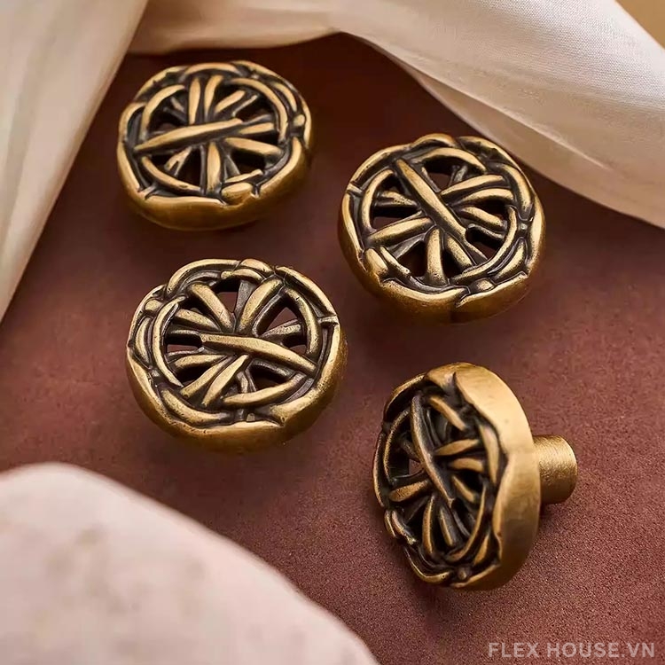 Núm tay nắm tủ đồng hoa văn đan lưới Retro LT4232 1 Núm tay nắm tủ đồng hoa văn đan lưới Retro LT4232 6