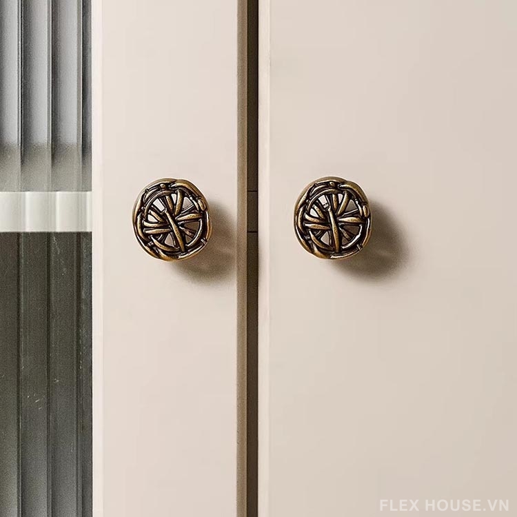 Núm tay nắm tủ đồng hoa văn đan lưới Retro LT4232 14 Núm tay nắm tủ đồng hoa văn đan lưới Retro LT4232 19