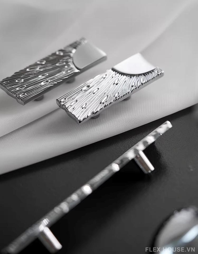 Tay nắm tủ đồng decor màu bạc kiểu Âu LT3254 3 Tay nắm tủ đồng decor màu bạc kiểu Âu LT3254 9