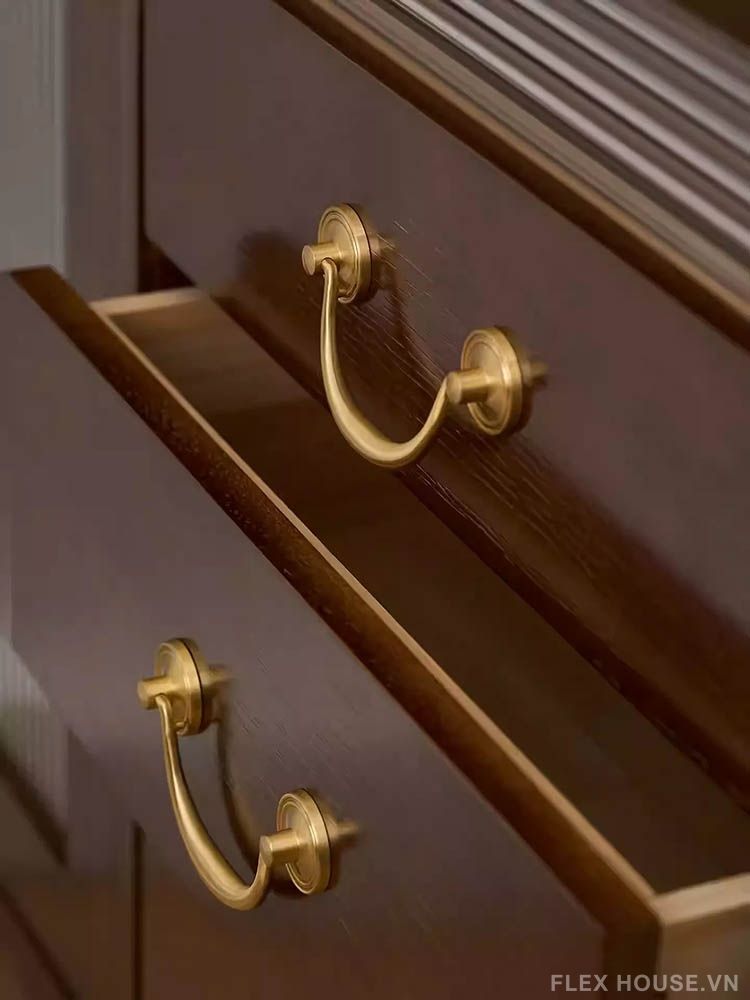 Tay nắm tủ quai kéo cổ điển bằng đồng LT480 6 Tay nắm tủ quai kéo cổ điển bằng đồng LT480 10