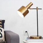 Đèn bàn học bằng hợp kim mạ vàng dáng thanh lịch DB39B