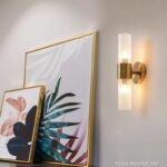 Đèn tường thân kim loại chao thủy tinh vân nứt RJ7354
