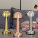 Đèn bàn ăn cảm ứng dáng nấm kim loại cổ điển YL7472