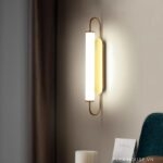 Đèn gắn tường ống trụ thủy tinh khung hợp kim VKB003