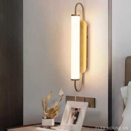 Đèn gắn tường ống trụ thủy tinh khung hợp kim VKB003