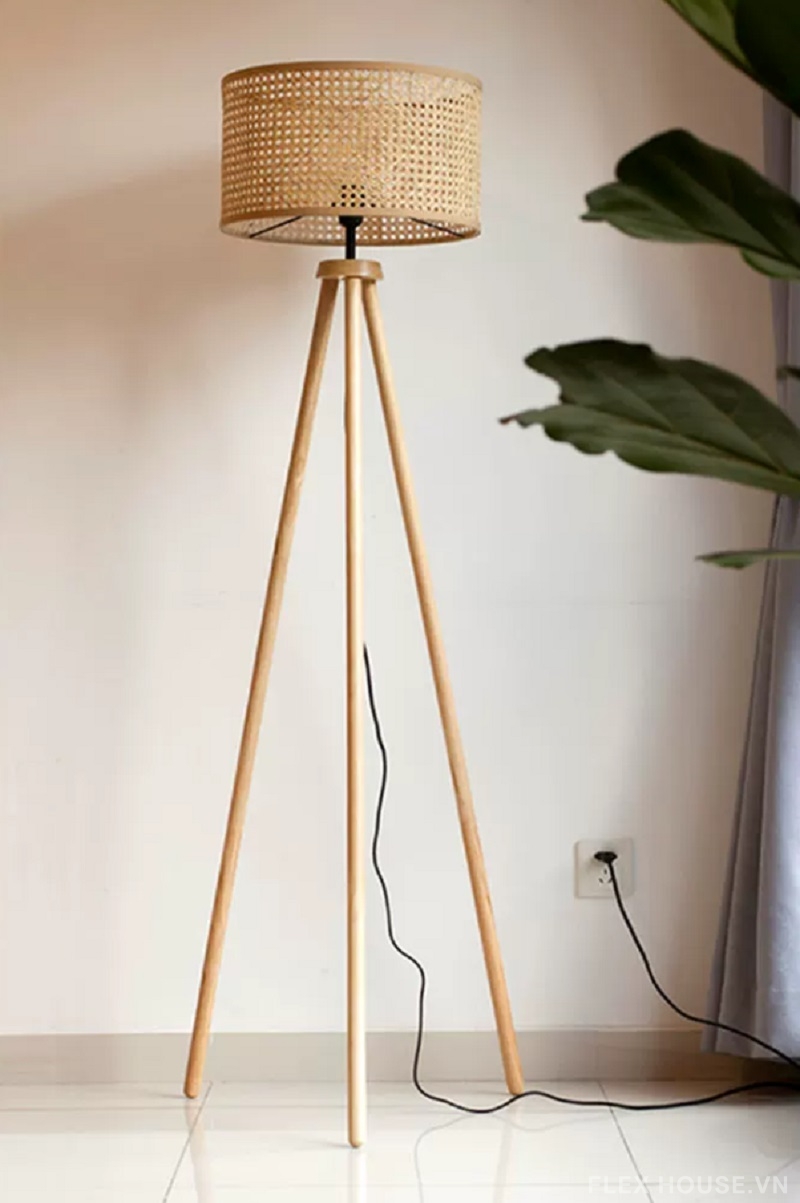 Đèn sàn bằng mây và gỗ nguyên khối decor góc sofa CL5321 1 Đèn sàn bằng mây và gỗ nguyên khối decor góc sofa CL5321