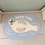 Thảm tảo cát hình hải cẩu decor cửa phòng tắm ZYT9038