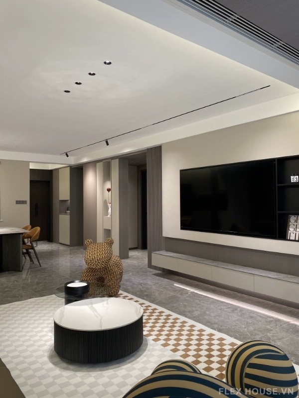 Giá treo tường TV màn hình lớn xoay gập đa góc KQ337 21 Giá treo tường TV màn hình lớn xoay gập đa góc KQ337 29