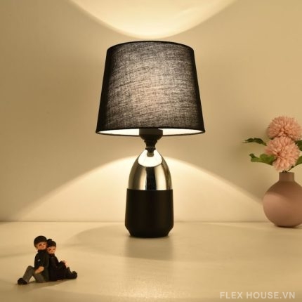 Đèn để bàn phòng ngủ chao vải hiện đại DB3016