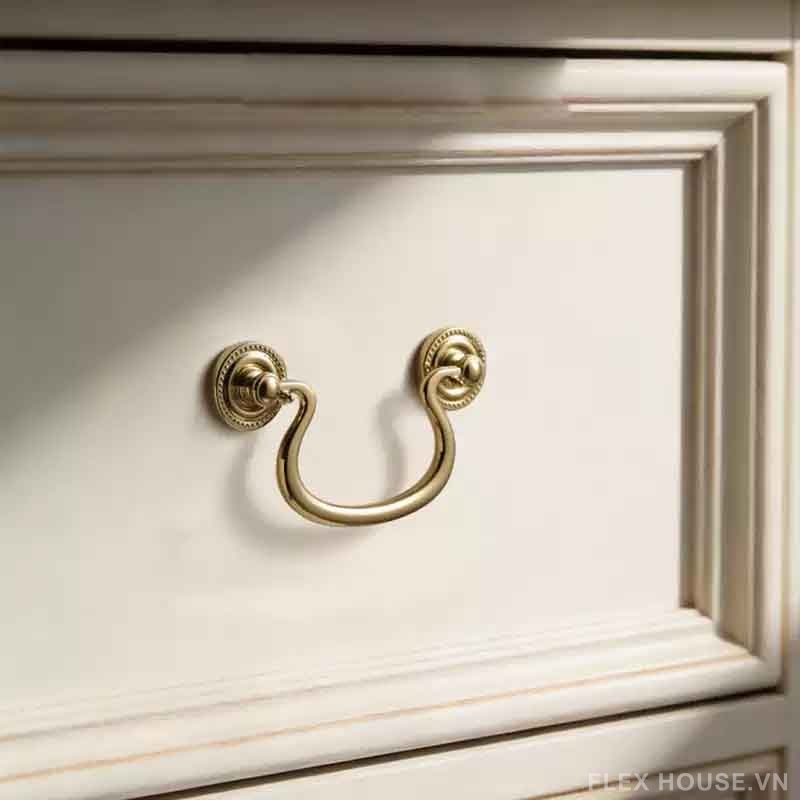 Tay nắm tủ quai kéo cổ điển sang trọng bằng đồng BT9103 5 Tay nắm tủ quai kéo cổ điển sang trọng bằng đồng BT9103 11