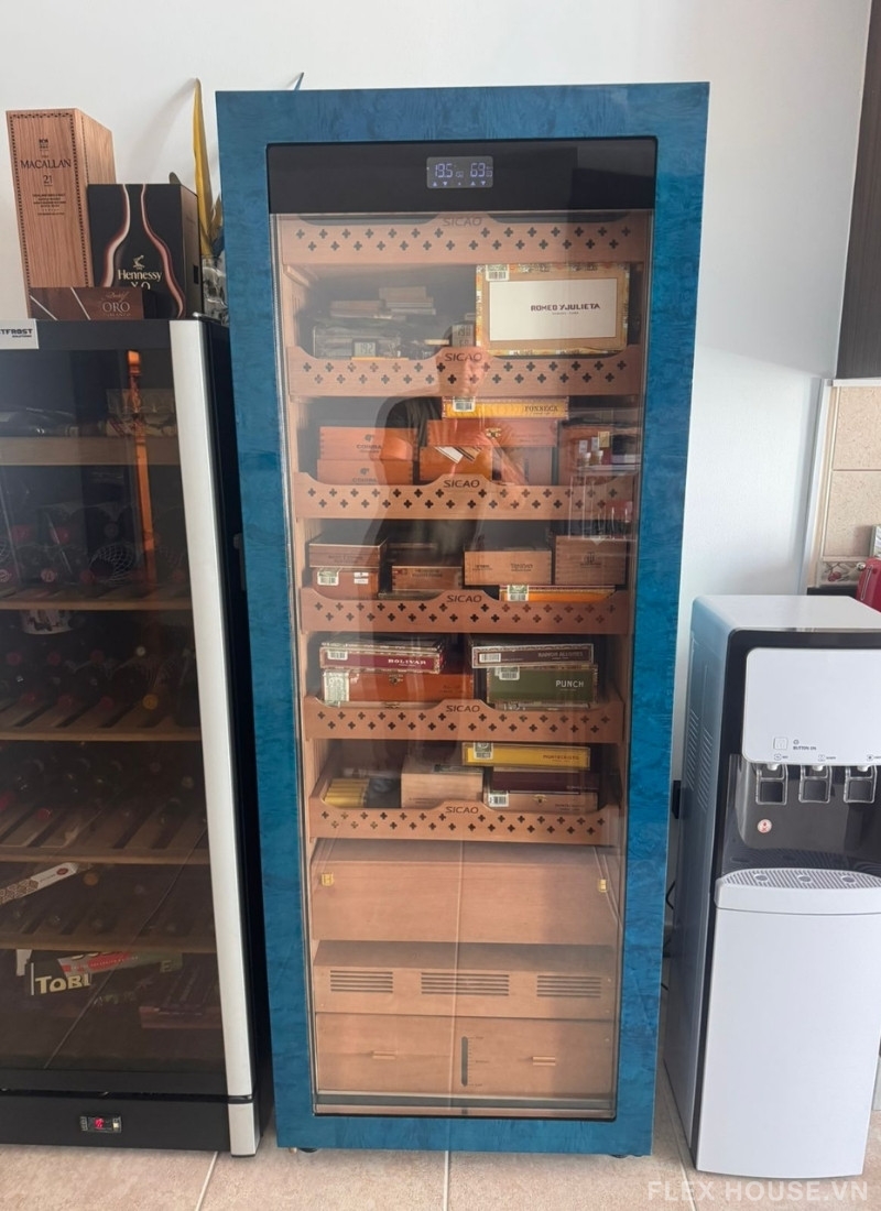 Tủ bảo quản cigar dung tích 495L cao cấp CS1800 5 Tủ bảo quản cigar dung tích 495L cao cấp CS1800 7